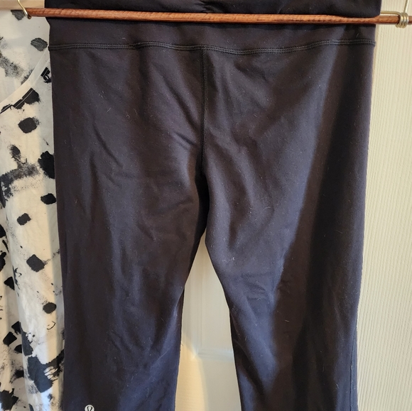 Lululemon t-shirt sz 10 & sz 8 crop leggings bundle - Picture 6 of 9